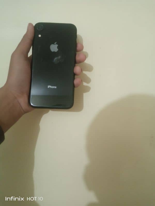 iPhone Xr 3