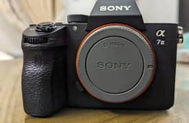 Sony a7III ek Lance