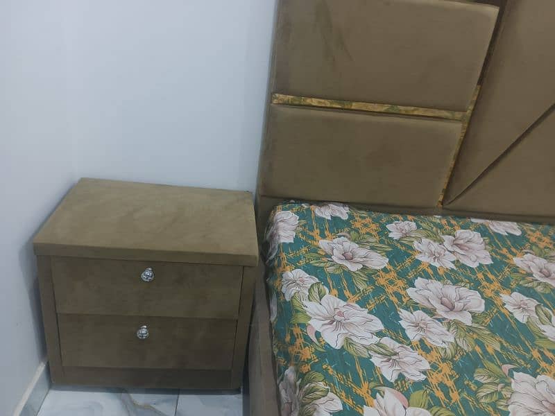 double bed with side table with dressing table available for sale 3