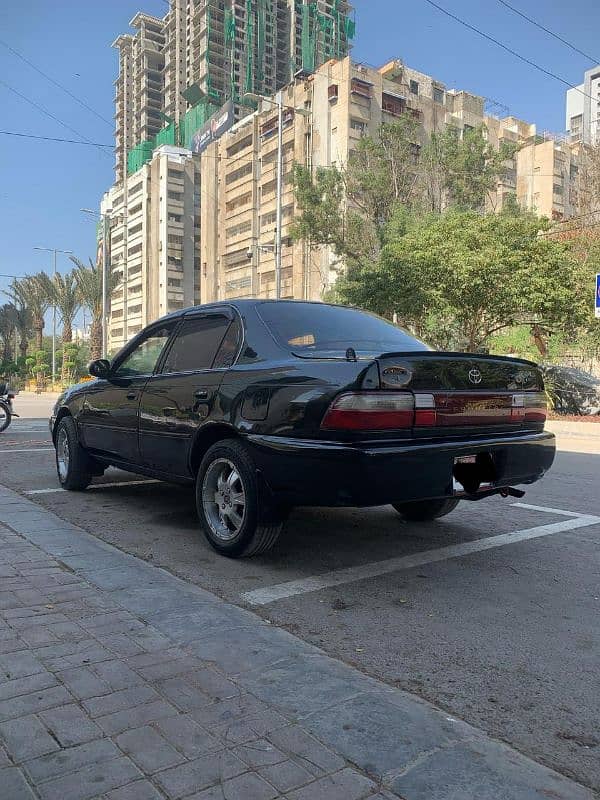 Toyota Corolla GLI 1998 0