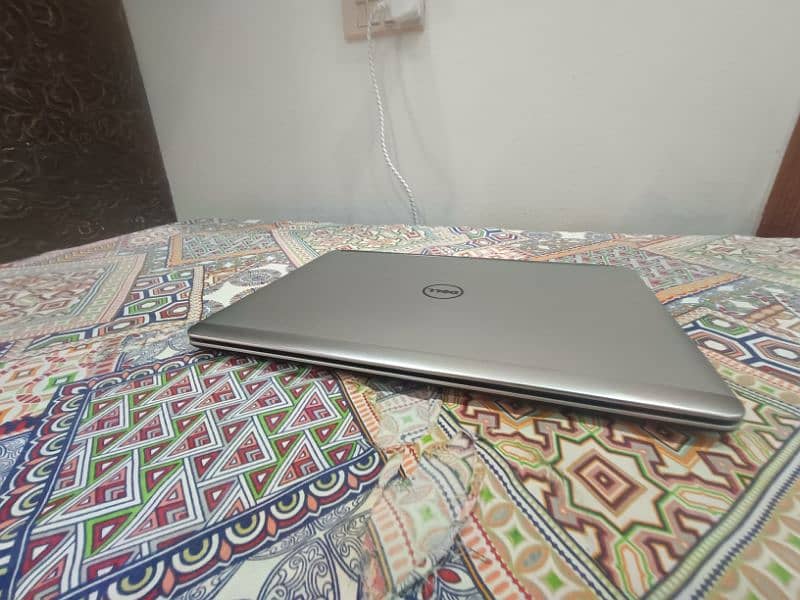 Dell Latitude E7440 2