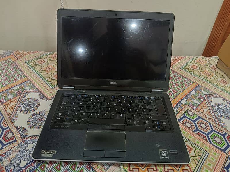 Dell Latitude E7440 8