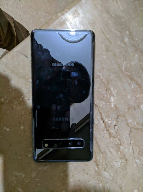 Samsung Galaxy S10 5G 7