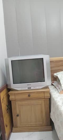 Sony TV 20 Inches