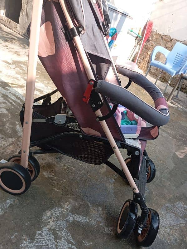 Baby Pram upto 3 years 0