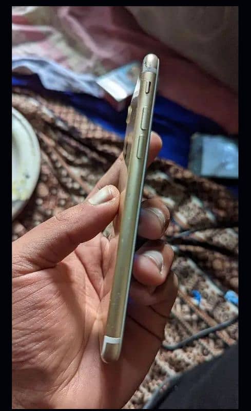 i phone 7 128GB urgent sale 5