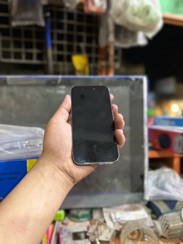 Iphone 14 pro dual physical  pta approved phone no :03149358468 7