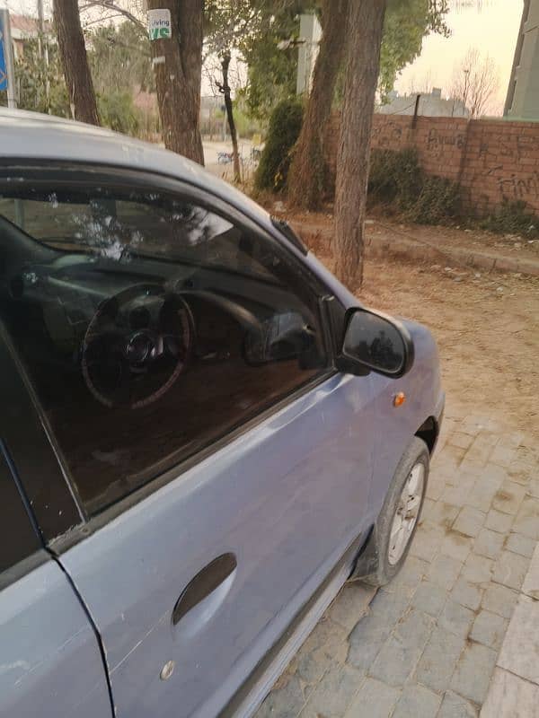 Hyundai Santro 2004 exective Automatic isb number 13