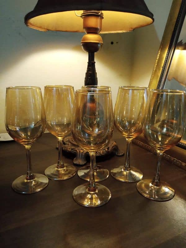 IMPORTED WINE GLASSES 1