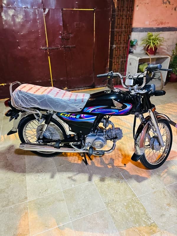 Honda CD 70 2024 model New condition 6