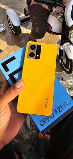 F21 pro 8GB 128 with screen finger