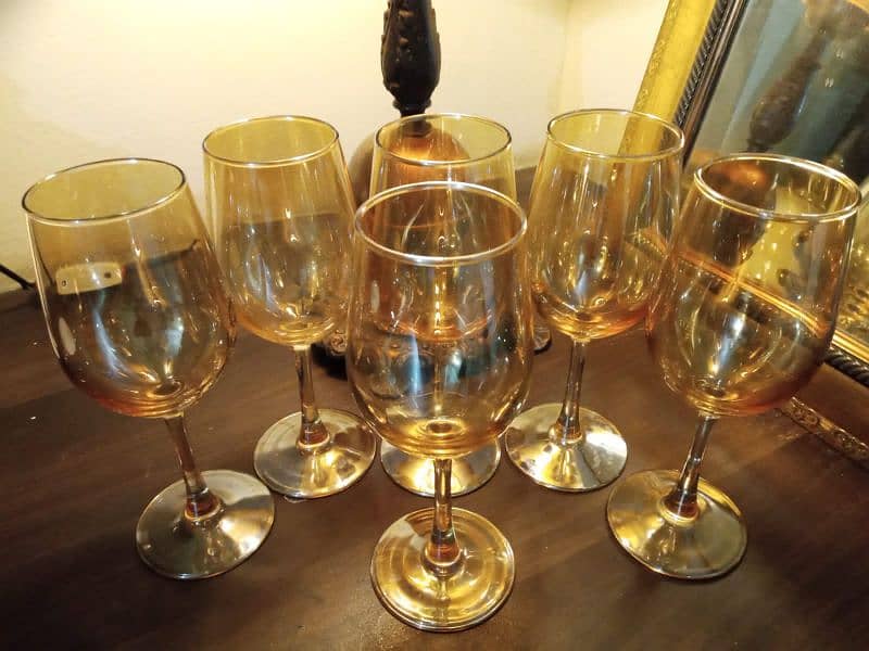 IMPORTED WINE GLASSES 2