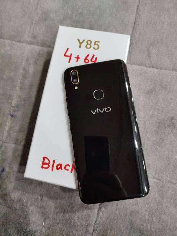 VIVO Y85 4+64GB complete box for sale 03334812233 0