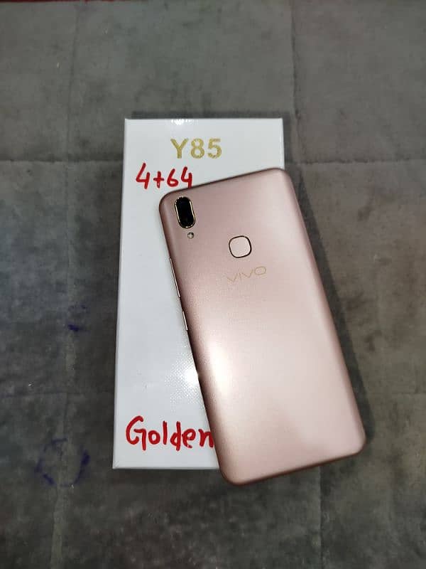 VIVO Y85 4+64GB complete box for sale 03334812233 1