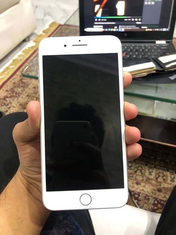 iphone 8plus 256 GB 3