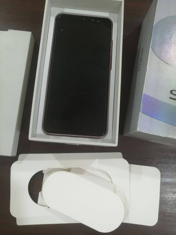 VIVO S 1 PRO 8/128 WITH BOX 5