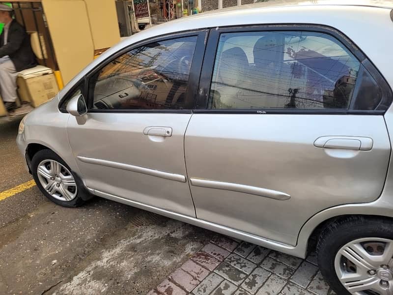 Honda City IDSI 2004 4