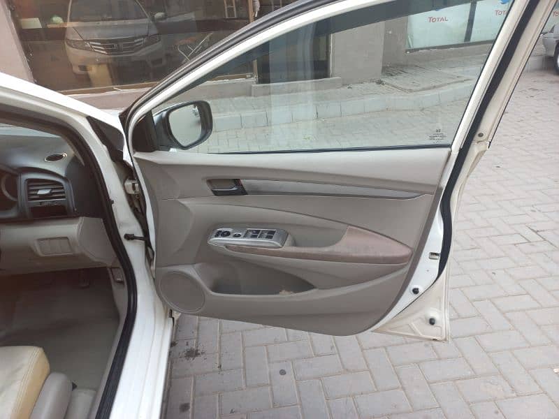 Honda City IVTEC 2016 10