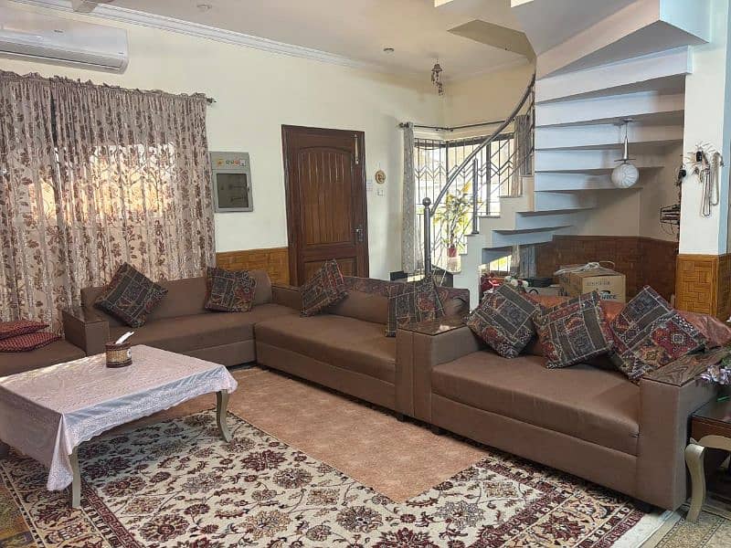 L shaped sofa with 2 seater sofa 0