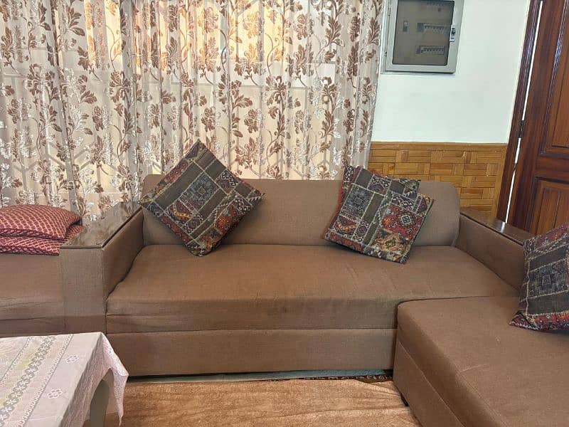 L shaped sofa with 2 seater sofa 3