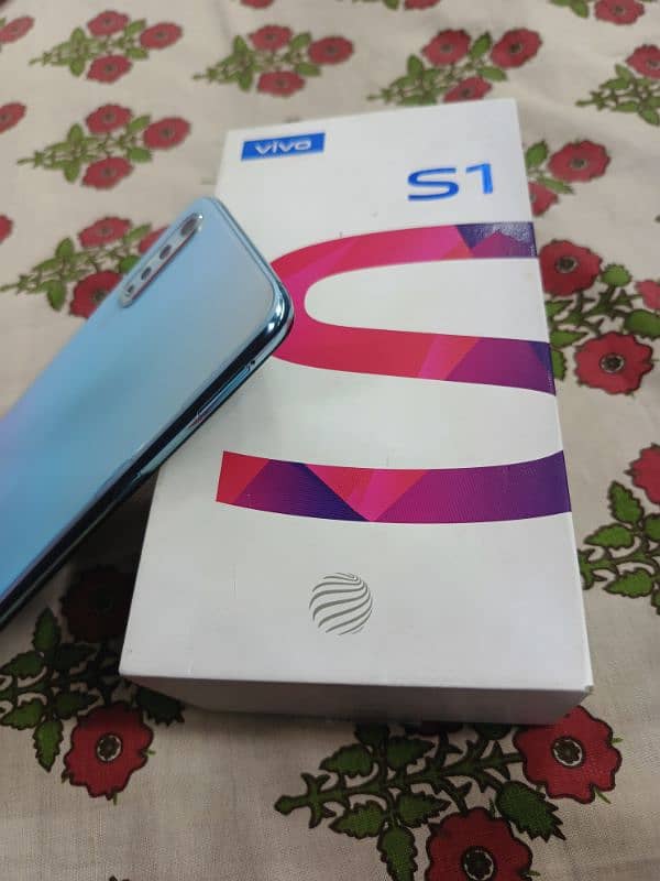 Vivo S1 With BoX charger 1