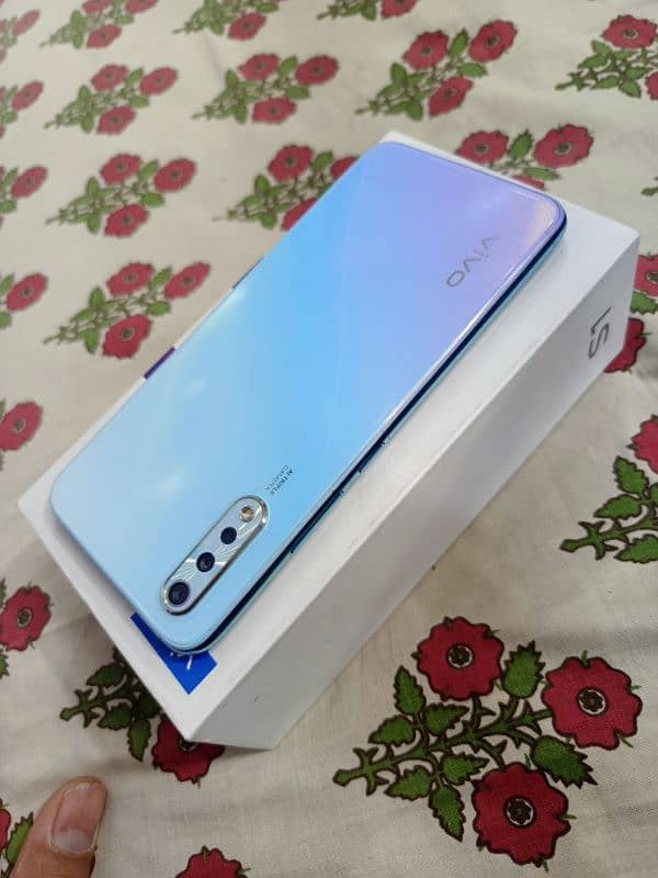 Vivo S1 With BoX charger 11