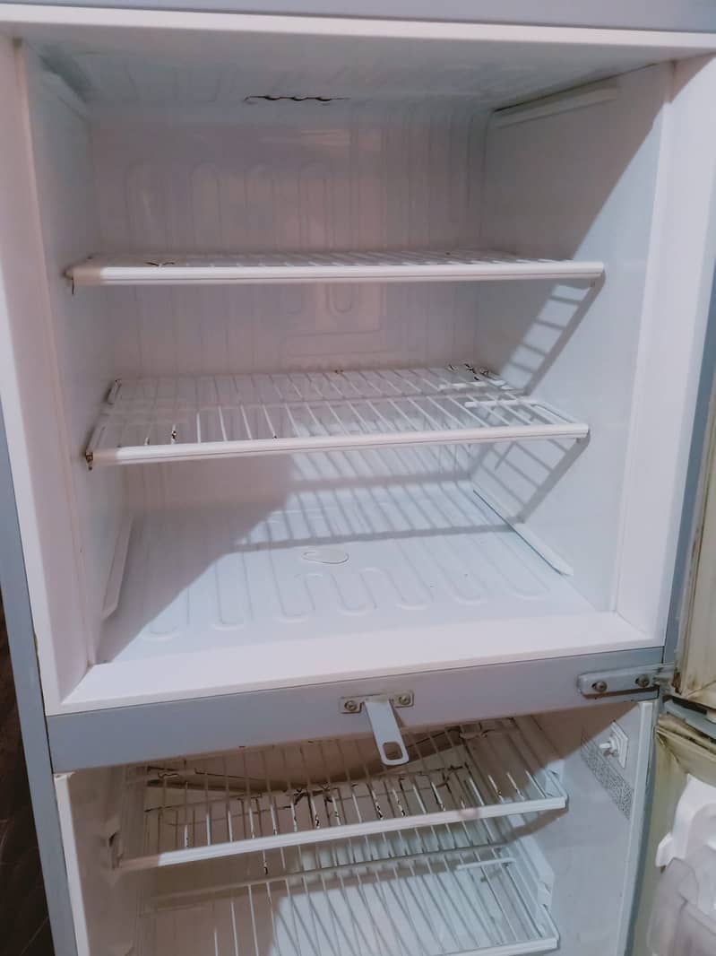 PEL Refrigerator 3