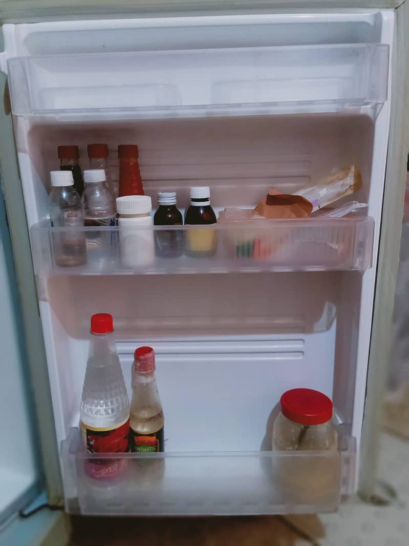 PEL Refrigerator 4