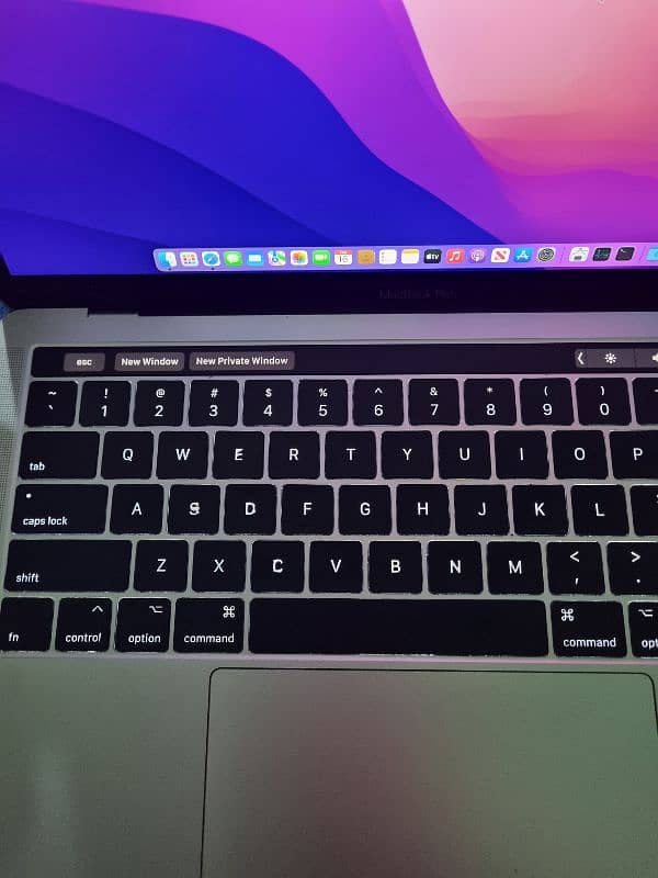 MacBook Pro 2016 touchbar 1