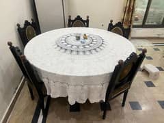 Dining Table with 6 seats