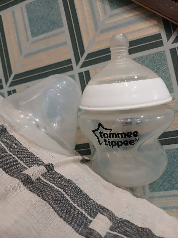 tommee tippee brand new feeder 0