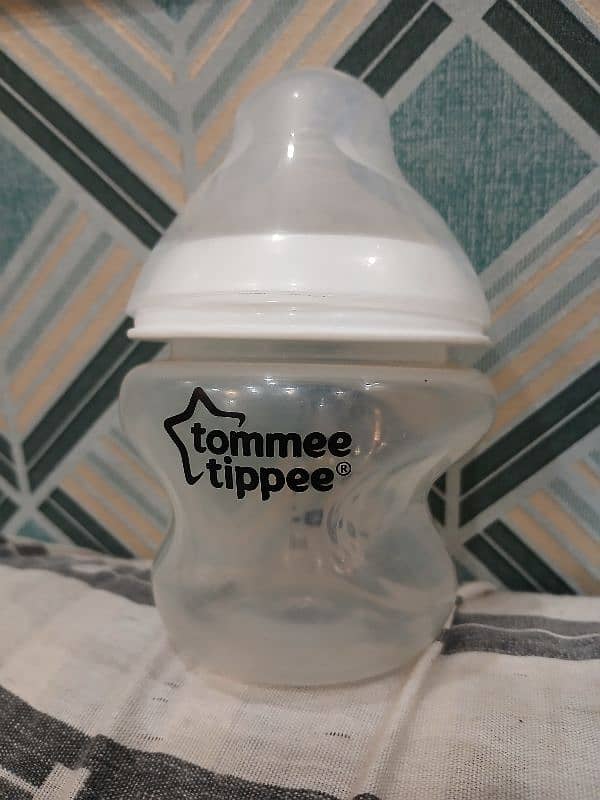 tommee tippee brand new feeder 1