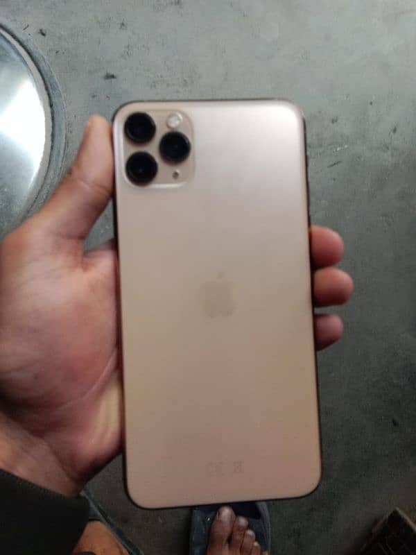 Apple I phone 11 pro max 256 gb 4