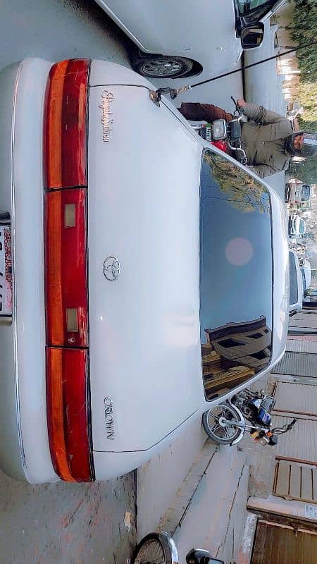 Toyota Crown 1974 body 1994 exchange posible 9