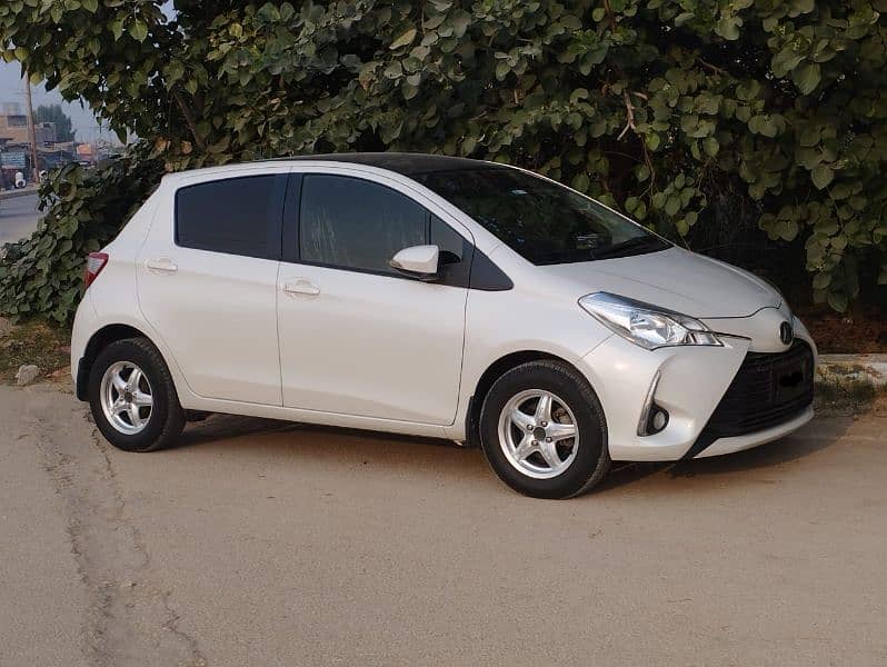 Toyota Vitz 2017 3