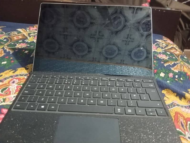 surface core i5 7 th generation 0