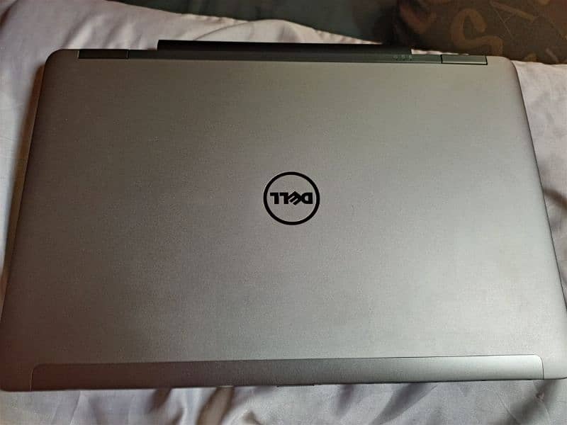 DELL LATITUDE E6540 0