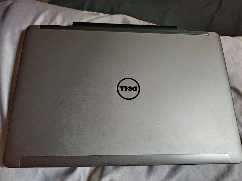 DELL LATITUDE E6540 3