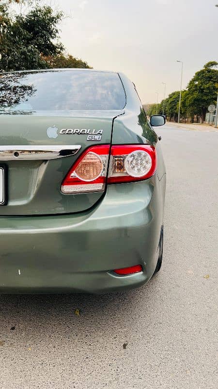 Toyota Corolla GLI 2012 4