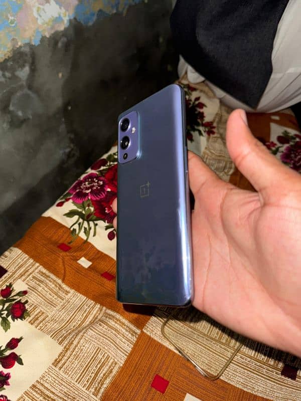 OnePlus 9 5