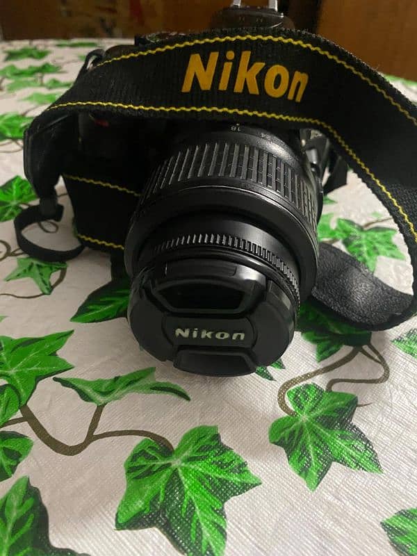 I want to sell my Nikon Dslr Dc5200 model Condition 10/10 4