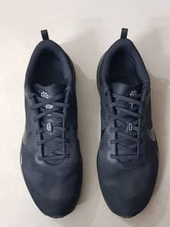 Nike Downshifter 12 (triple black)