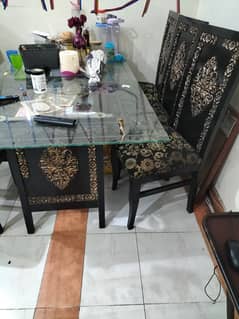 Dining table with 6 chairs