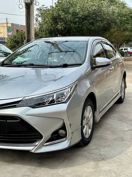 Toyota Corolla Altis 2015 1