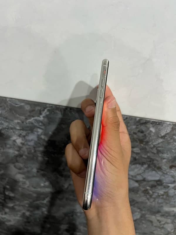 iphone xs max 1