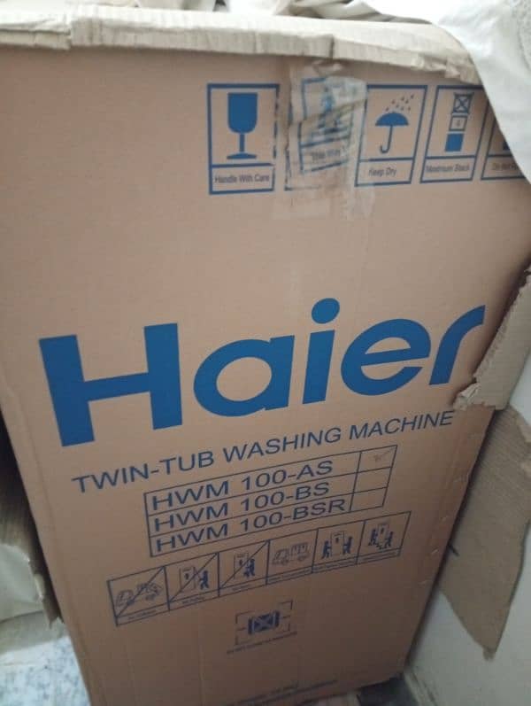 Haier twin tub washing machine 0