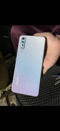 vivo s1