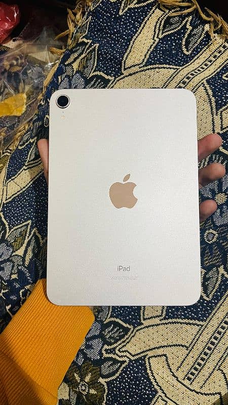 Ipad Mini 6 64gb Exchange able with iPhone 13 pro 1