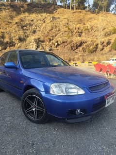 Honda Civic 1.6 urgent sale