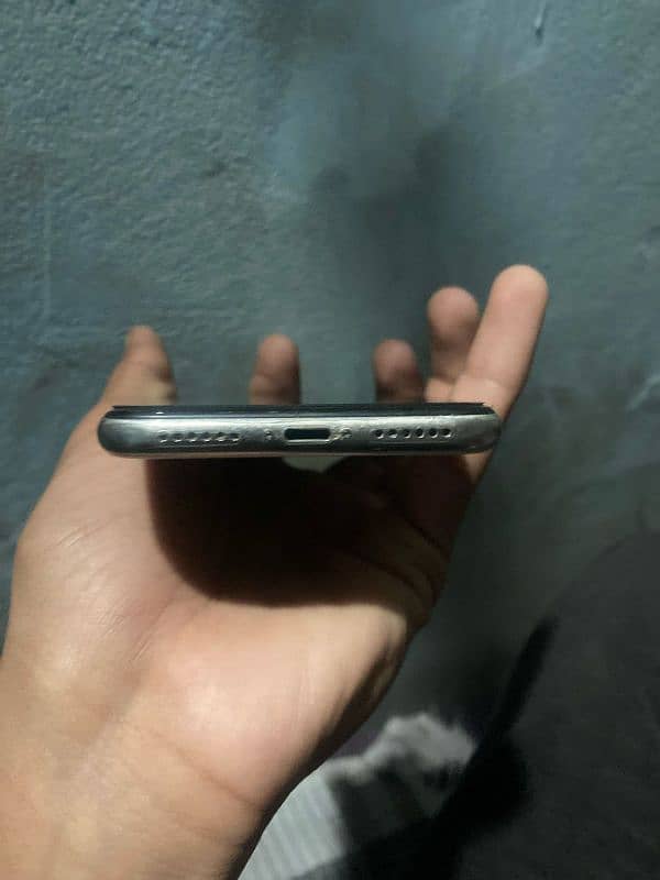 iphone x 256gb face ID of 3 tone on hai glass bhi break battery change 1